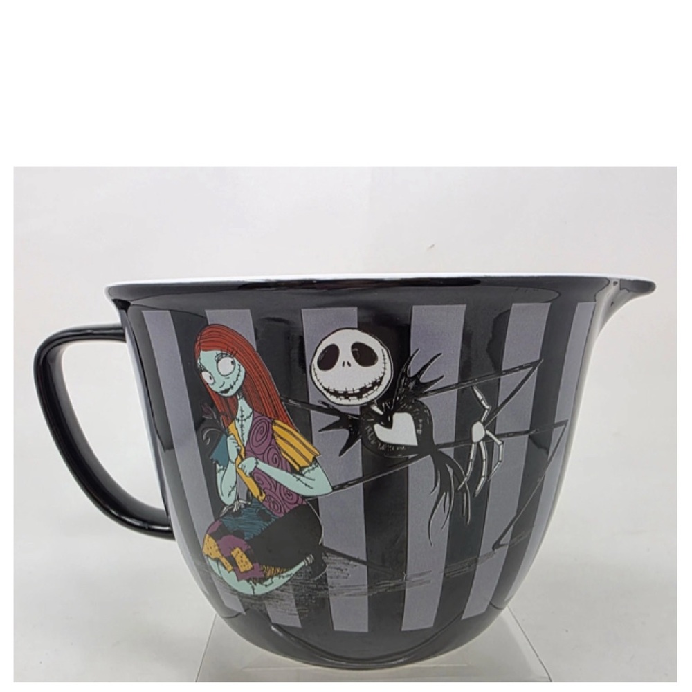 NEW Disney Nightmare Before Christmas Jack Sally Ceramic Mixing Batter Bowl